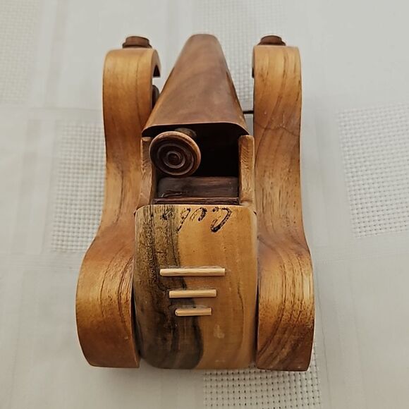 Cuba Hand-Made Vintage Antique Ford Wooden Toy Car 6"- 3" - Picture 5 of 16